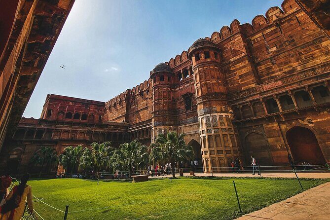 1-Day Trip to Taj Mahal and Agra from Mumbai with Both Side Commercial Flights - Why this Mumbai-to-Agra day works (even when the clock is rude)