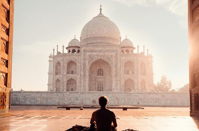 1-Day Trip to Taj Mahal and Agra from Mumbai with Both side Commercial Flights - Who should book this Taj Mahal and Agra day trip from Mumbai?