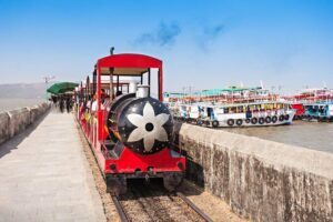 All inclusive Elephanta Caves Guided Tour - Gateway of India ferry: plan for timing, comfort, and the sea-air reality