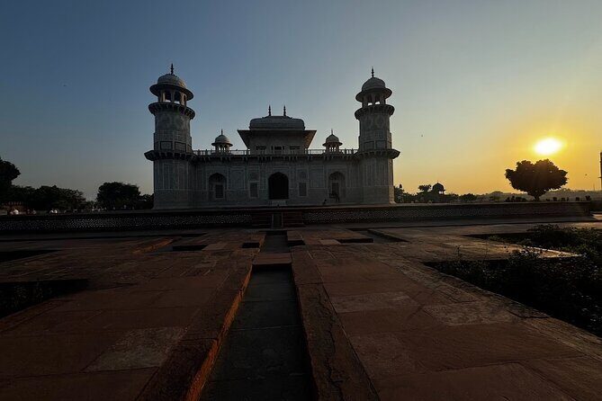 All Inclusive Taj Mahal Tour From Mumbai - Smart Tips That Make This Type of Trip Work
