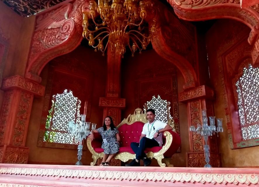 Bollywood Filmcity tour with Dance show. - A 3-hour Film City mix: what this tour really feels like