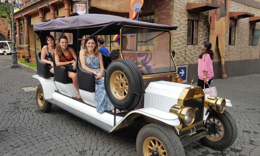 Bollywood Filmcity tour with Dance show. - Who should book, and who should skip this kind of Film City tour