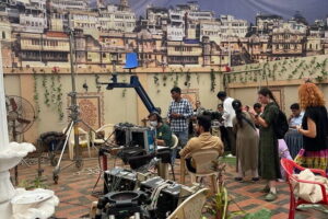 Bollywood Sightseeing and Celebrity Homes Tour by Private Car - The Bollywood Walk-of-Fame Drive: Reading Mumbai Like a Fan