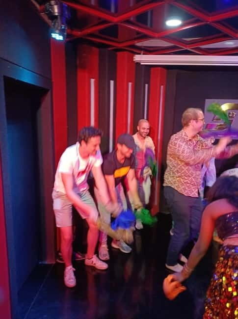 Bollywood Studio Guided Half-Day Tour - Who this tour suits best (and who should temper expectations)