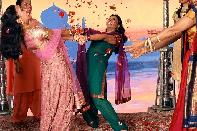 Bollywood Studio Tour in Mumbai - Meeting Stars vs. Watching Safely: How Studio Rules Work