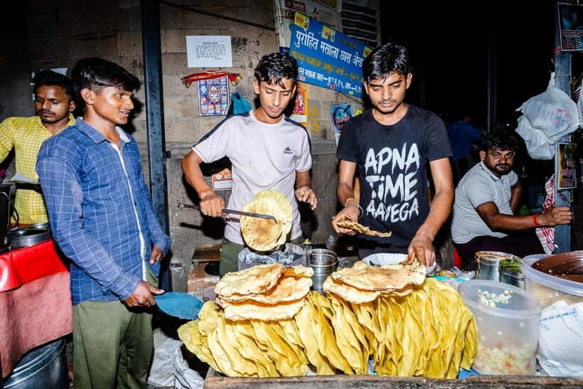 Bombay Express Mumbai Food Tour with 15+ Tastings - Paan for dessert and a finish near Shree Mumbadevi Temple