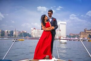 Candlelight Dining Experience for Two On a Yacht in Mumbai - The Dinner Part: Fruit Champagne, Candlelight, and Three Courses