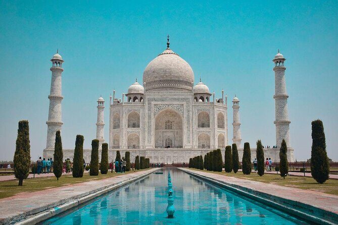 Chauffeured vehicles and related services throughout India - Key things that make this chauffeur day feel worth it