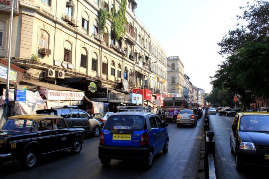 Combo of City and Bollywood Tour - Oval Maidan, Dhobi Ghat, and Town Hall area moments