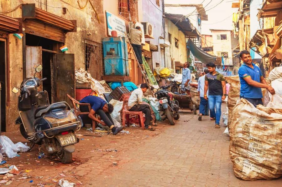 Dharavi: Daily Life inside Asia's Largest Slum walking tour - Industrial Dharavi: where recycling and small factories run the day