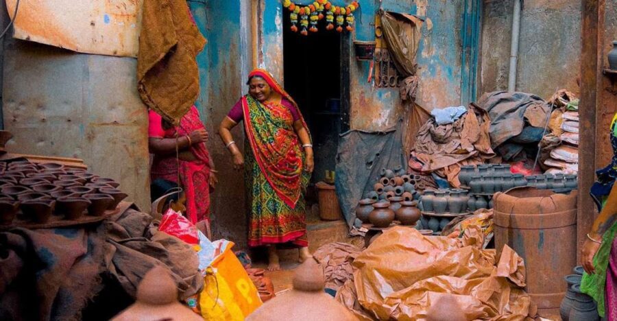 Dharavi: Daily Life inside Asia's Largest Slum walking tour - Dhobi Ghat: Mumbai’s open-air laundry by hand