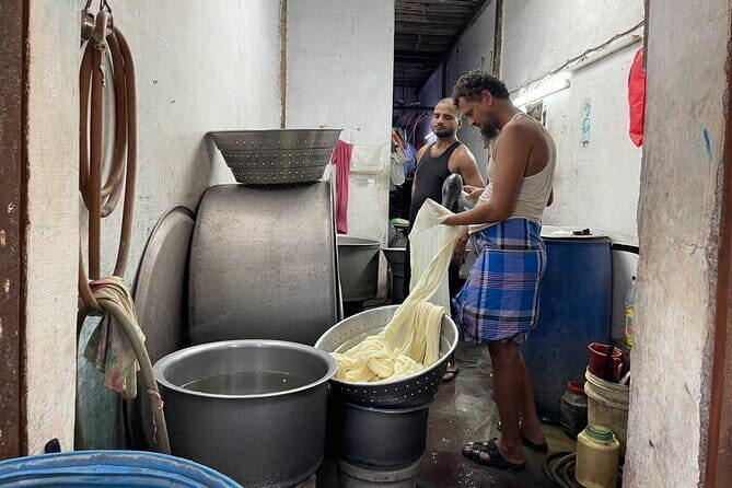 Dharavi Slum & Dhobi Ghat Mumbai: Private Guided Tour - Dhobi Ghat’s open-air laundry views (and why they’re worth your time)