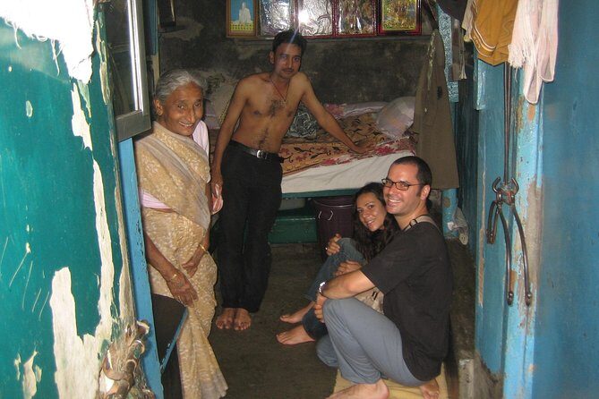 Dharavi slum tour in Mumbai by Female tour guides of the slum - Walking Dharavi With Female Resident Guides