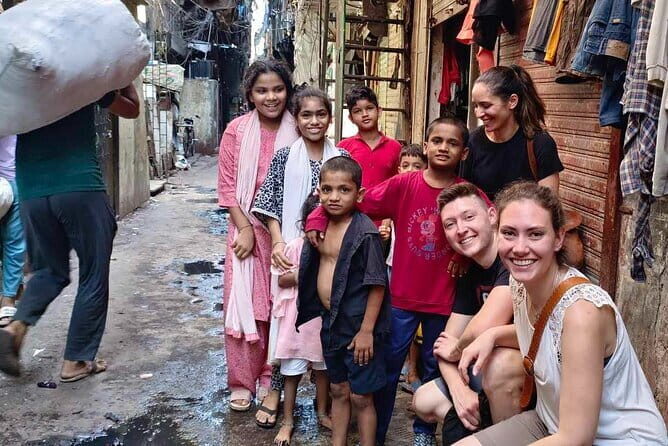 Dharavi Slum Tour - See the real Slum with a Local Guide - Dharavi With a Resident Guide: What Makes This Tour Different