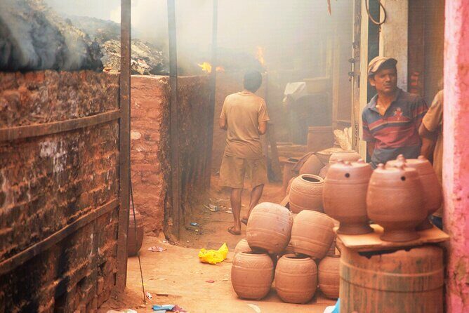 Dharavi Slum Walking Tour: Daily Life in Asia's Largest Slum - How to prepare (without turning this into a checklist tour)