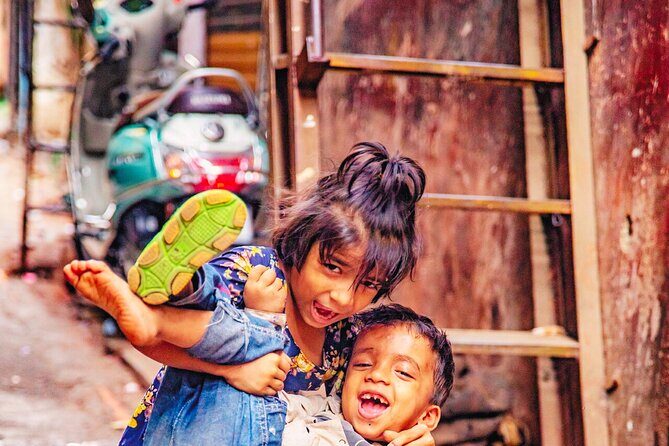 Dharavi Slum Walking Tour: Daily Life in Asia's Largest Slum - Dharavi on foot: work yards, home lanes, and the everyday in between