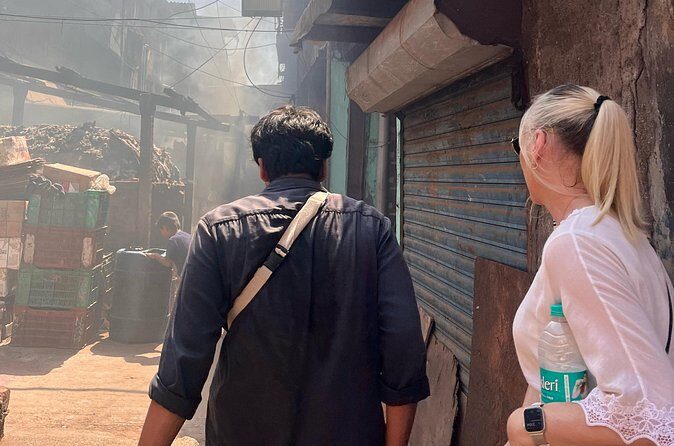 Dharavi Stories Unfold - Weather, group minimums, and practical planning