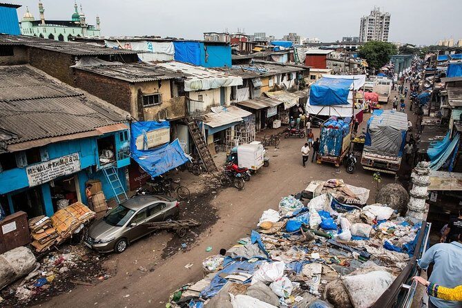 Dhobi Ghat (Open Air Laundry) with Dharavi Slum Guided Tour - The Dhobi-to-Dharavi jump: why the switch feels so meaningful
