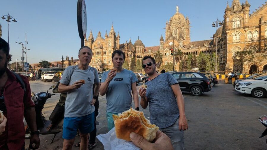 Discover Mumbai's street & beach with Vegetarian food tour - What you eat is only part of the value