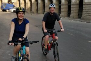 Early Morning Old Mumbai Private Cycle Tour With Breakfast - Getting there at Happy Cycle Shop (and ending right back)