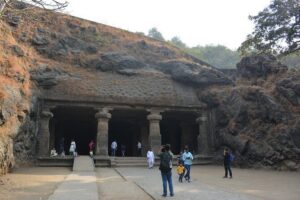 Elephanta Caves & Island Tour with Multiple Options - The Ferry Ride: Short, Scenic, and Mostly Practical