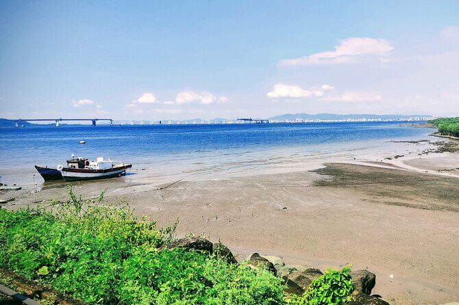 Elephanta Caves Mumbai Private Tour with Local Guide - Getting to Elephanta: Colaba start and that harbor-ride payoff