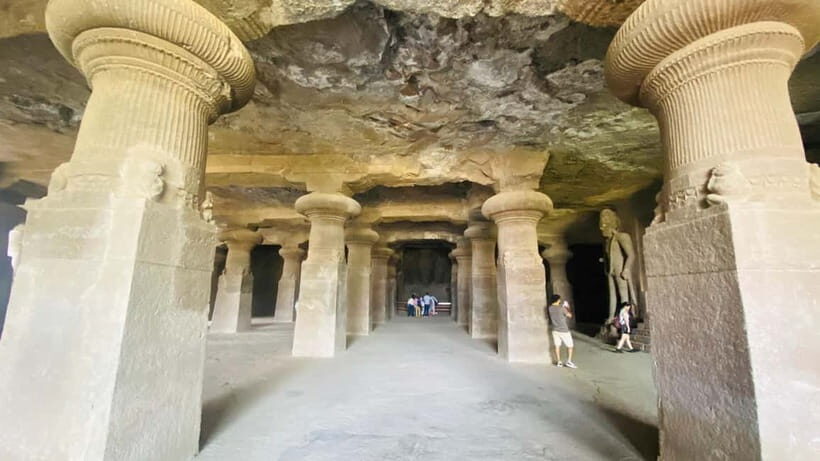 Elephanta caves tour in Mumbai - Group & Private Options - Group vs private: who should choose which option
