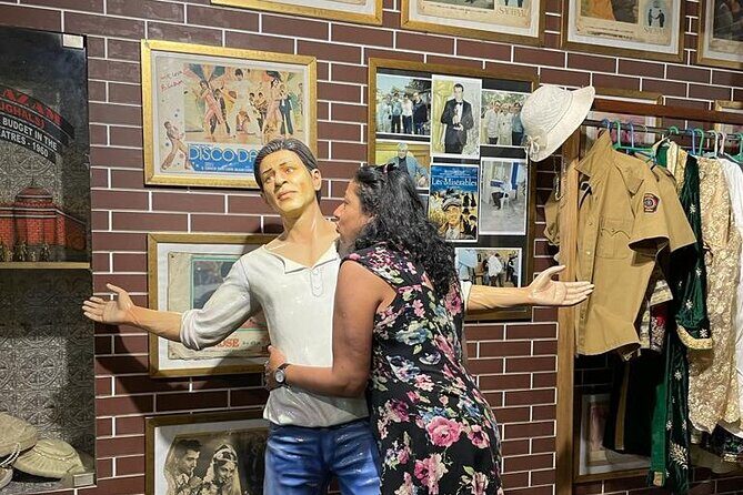Entry Tickets to the Studio in Mumbai - SJ Studios in Mumbai: what the location tells you