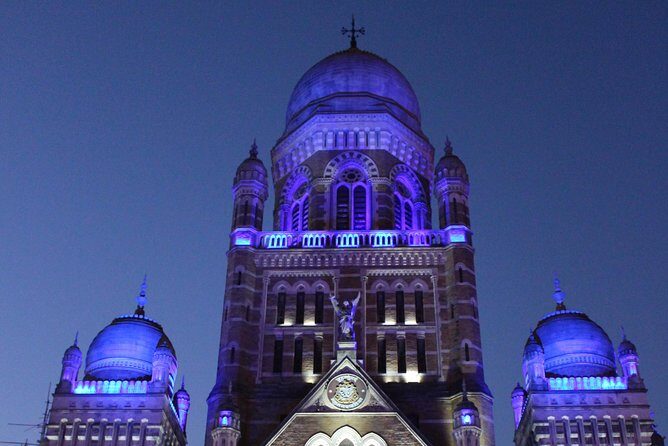 Experience the Off Beat and Alternative Tour of Mumbai! - The guide experience: Arpan-style storytelling and no-pressure vibes