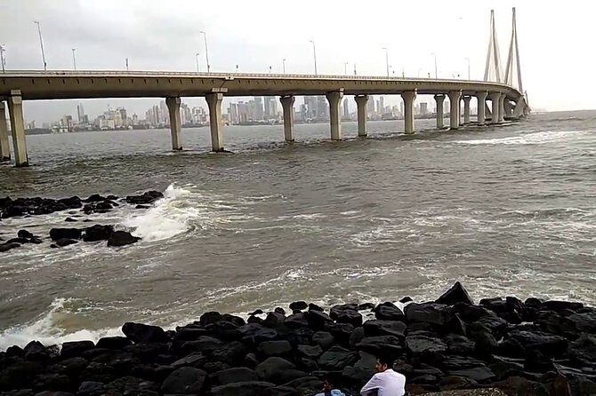 Explore Complete Mumbai City in 3 Days by Private Vehicle - Bandstand Promenade: a 1.2-kilometer sea walk break