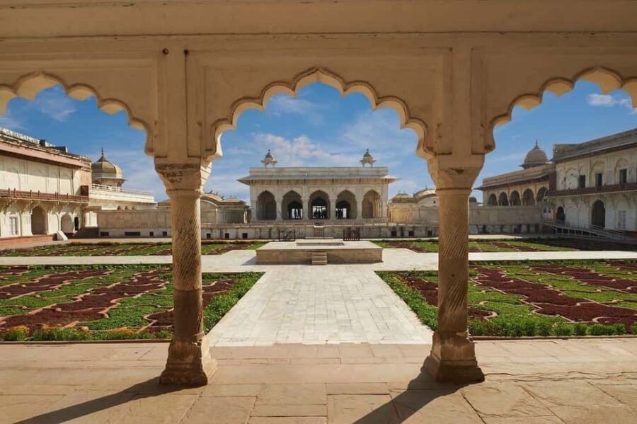 From Mumbai: Same Day Taj Mahal, Agra Tour with Flights - Key things to know before you go