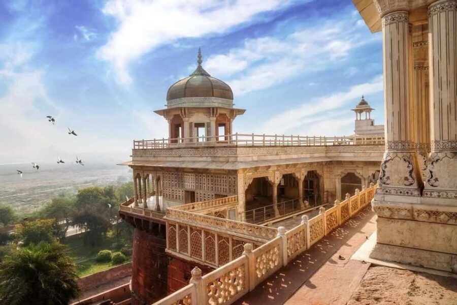 From Mumbai: Same Day Taj Mahal, Agra Tour with Flights - Taj Mahal with skip-the-line entry and a guide who explains