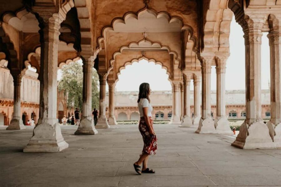 From Mumbai: Same Day Taj Mahal, Agra Tour with Flights - Return to Delhi and back to Mumbai: plan for a long day