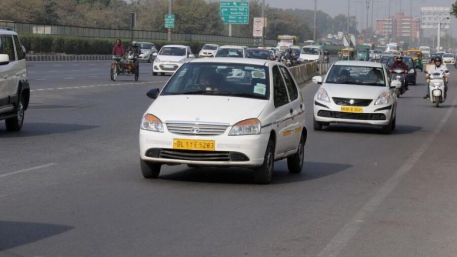 From Mumbai: Taj Mahal and Agra Day Tour - From Mumbai to Delhi to Agra in one day: the real rhythm