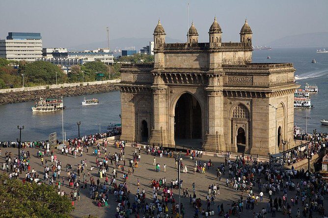 Full Day Mumbai Sightseeing Tour with Dharavi Slum - Haji Ali Mosque: Indo-Islamic design with a sea-facing setting