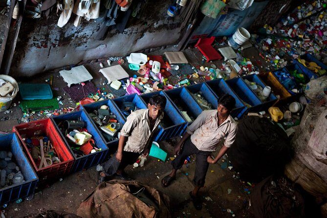 Full-Day Private Slum and Bollywood Tour with DANCE. - Studio stop: live filming, set rules, and what “Bollywood” can mean