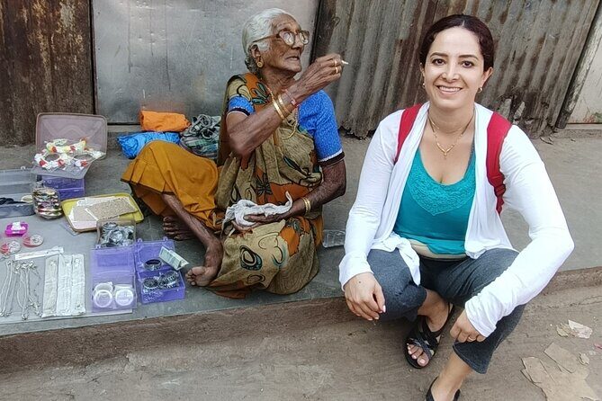 Group Tour of Dharavi Slum walk with local Guide - Stop-by-Stop: The Work Zone (Where Materials Become Products)