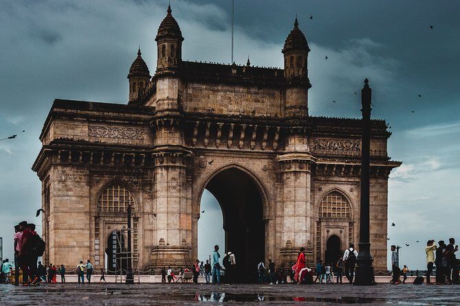 Guided Night Walking Tour in Mumbai - Explore the best nightlife with a local - Why a 2-hour night walk works so well in Mumbai
