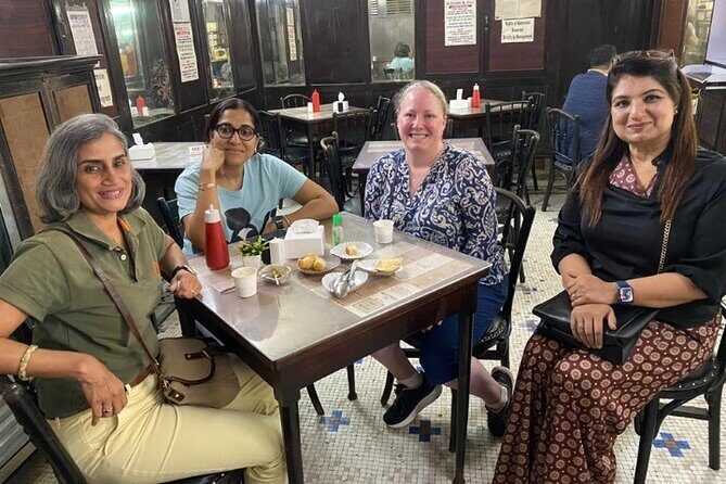 Highlights of South Mumbai Guided Private Tour in AC Vehicle - Stop 6: Banganga and the Spiritual Side That Feels Like a Mini-Benaras