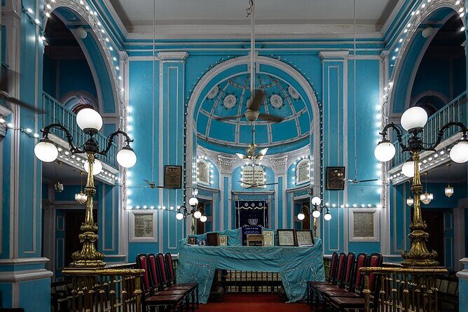 Jewish Heritage and Mumbai Highlights Private Full-Day Tour - Victoria Terminus: Victorian Mumbai and the Slumdog link
