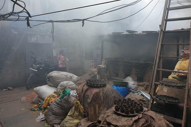 Life In Dharavi: A Guided Tour Of Dharavi Slum - What You See in the Workshops: Plastic Recycling, Soap, and Pottery