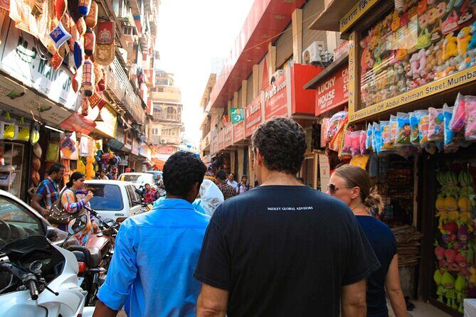 Local Transport & Dabbawallah Tour - A Mumbai transport tour that teaches you the city’s rhythm
