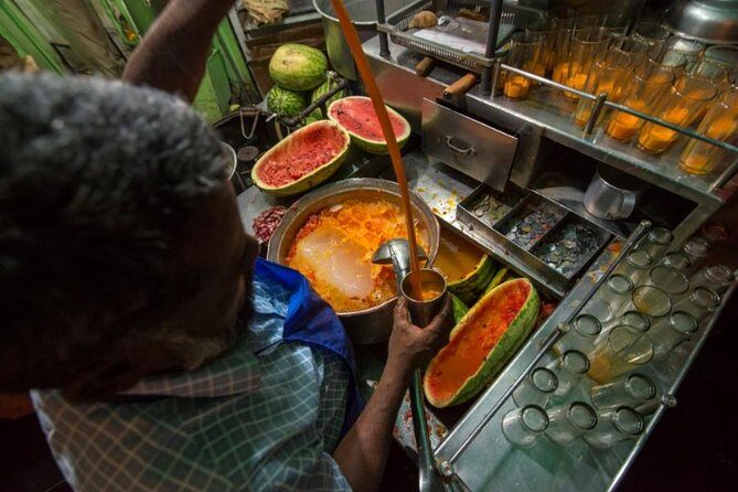 Mohd Ali Road Kebab & Curry Food Trail in Mumbai with Guide - Price and Value: Is $62 Reasonable for This Street Food Trail?