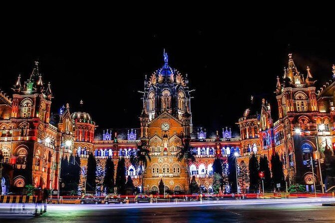 Mumbai After Dark: Private Night Tour with AC Transfers - Gateway of India and the Taj Mahal Palace: the harbor centerpiece at night