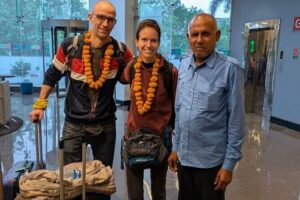 Mumbai Airport to Mumbai Hotels : Private Transfers - Picking Up at BOM: What the Meet-and-Greet Feels Like