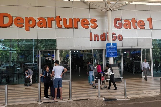 Mumbai Airport Transfer in Private Vehicle - Private AC Car Comfort: What You’re Likely Getting (and What to Watch)