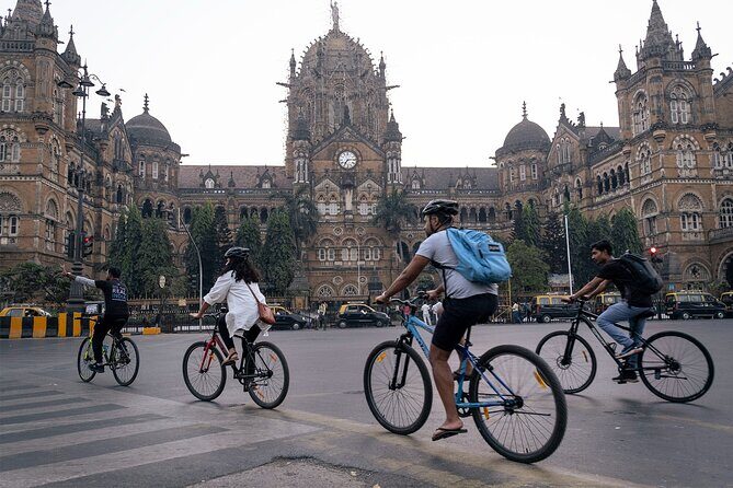 Mumbai Bicycle Tour - 6:15am in Colaba: why the timing is half the deal