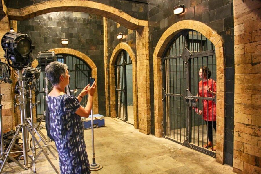 Mumbai: Bollywood Studio Half-Day Tour - Watching a Live Shooting: When the Magic Looks Like Logistics