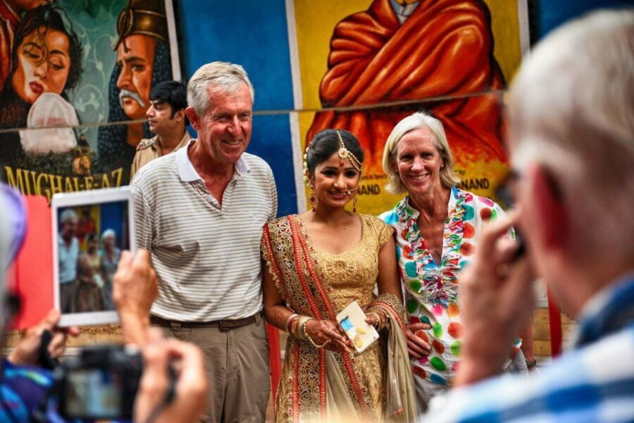 Mumbai: Bollywood Studio Half-Day Tour - Pickup, a Small Group, and Why 3.5 Hours Is a Sweet Spot