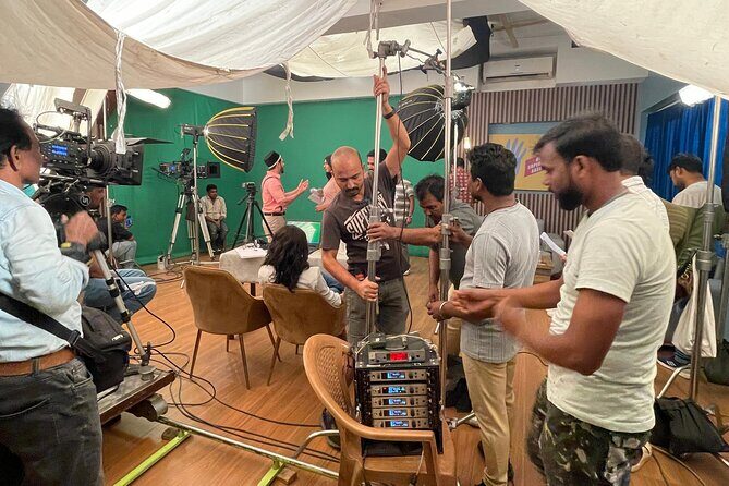 Mumbai Bollywood Tour + Live Dance + Live Shooting + Singing - Bollywood Behind the Scenes at SJ Studio in Andheri East